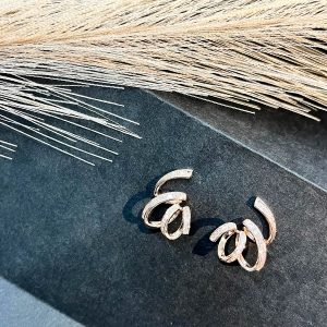 Ribbon ear cuff earrings